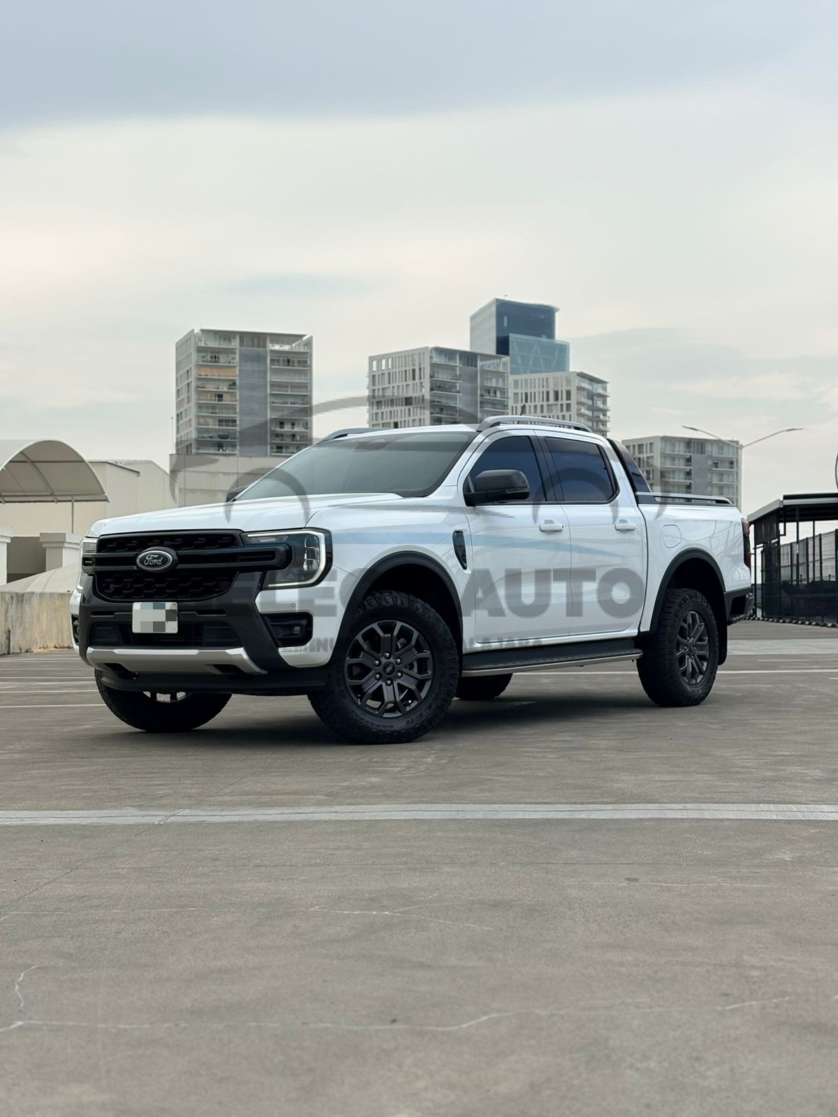 FORD RANGER WILDTRACK 2024 PLATA SELECTAUTO 1 (19)